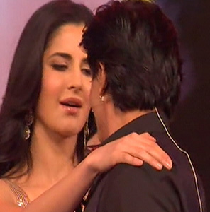 Katrina Kaif SRK 18th Annual Colors Screen Awards 2012